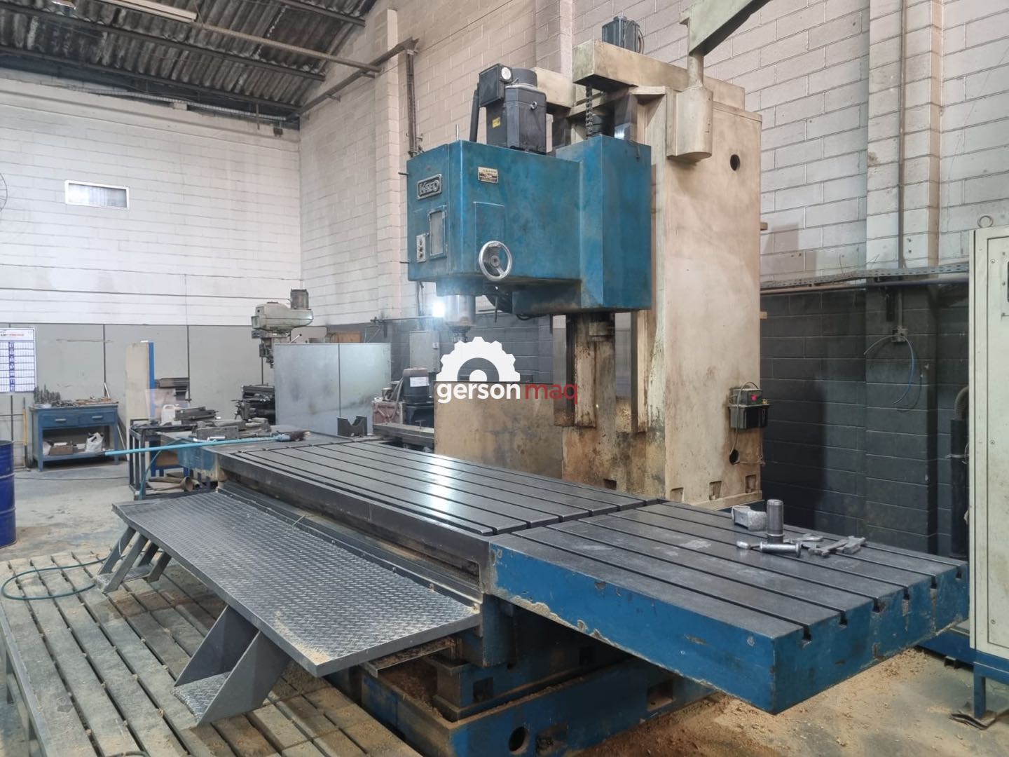 FRESADORA CNC KAFO VTC 3010 - 2500 X 1000 X 1000 mm